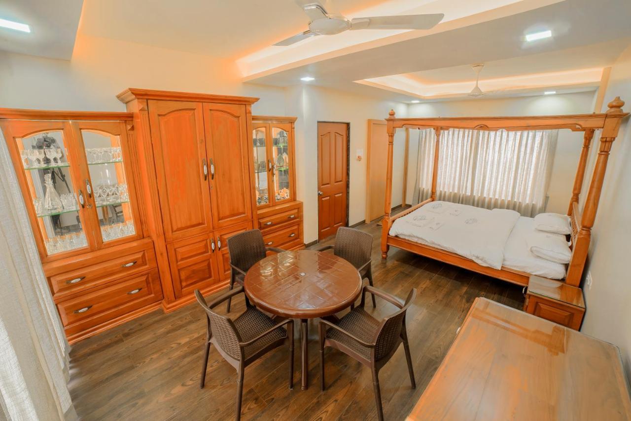 Heritage Residency - Royal Camping Club, Panhāla エクステリア 写真